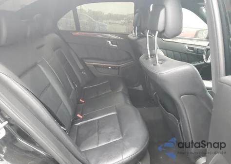 2012 Mercedes-Benz E 350 z USA, uszkodzony, nr VIN WDDHF5KB0CA647371